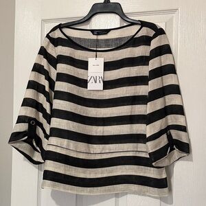 Zara Women's Black and Cream Striped Blouse